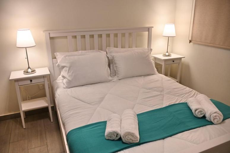 Edessis Beach House Limassol Eksteriør billede
