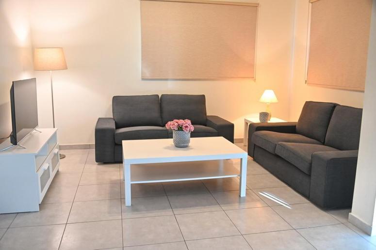 Edessis Beach House Limassol Eksteriør billede